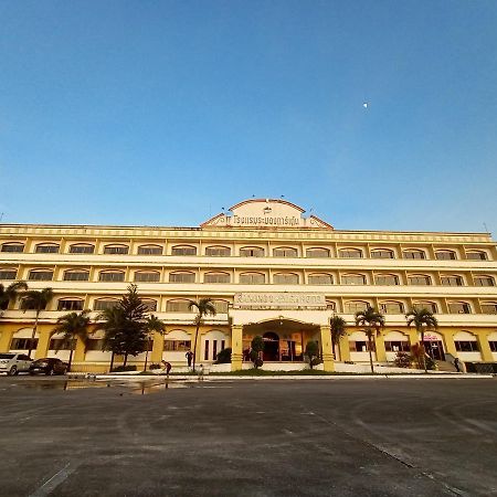 Ranong Garden Hotel Bagian luar foto